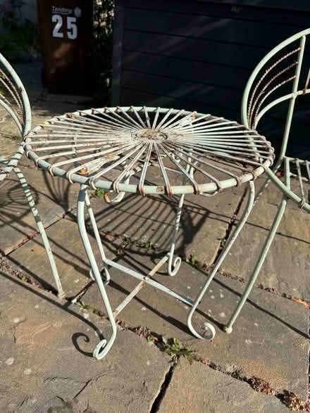 Photo of free Patio set (Walton-on-the-Naze CO14) #3