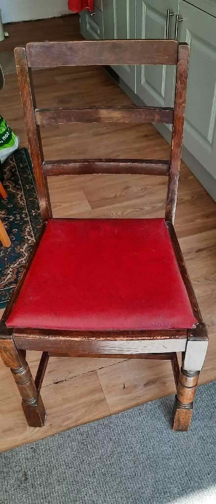 Photo of free 3 x dining chairs for upcycling (Woodley RG6) #1