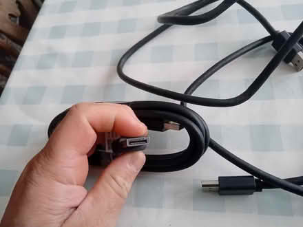 Photo of free Odd PC cables (Drayton OX14) #3