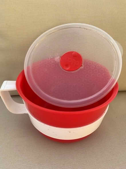 Photo of free Microwave plastic soup/noodle bowl (Dunfermline KY12) #1