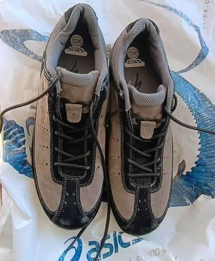 Photo of free Spin bike shoes (Pagham PO21) #1