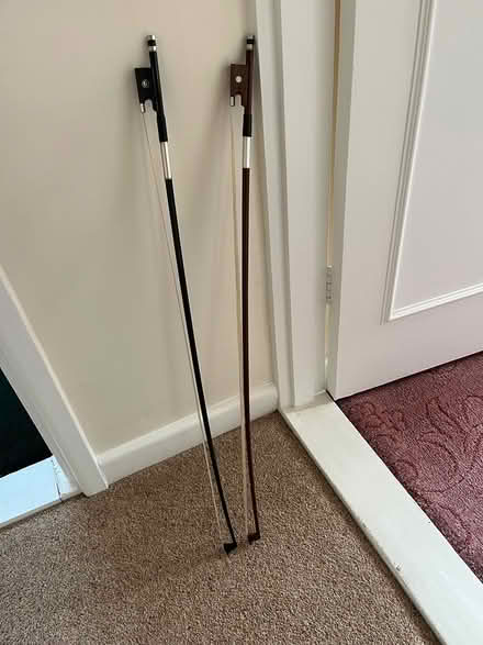 Photo of free Violin bows (Denvilles PO9) #1