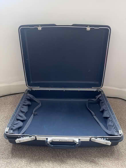 Photo of free Large Samsonite Suitcase (Weoley Castle B29) #1