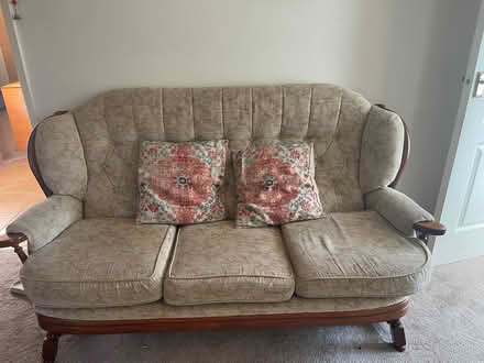 Photo of free Mahogany Sofa (Peterborough PE1) #4