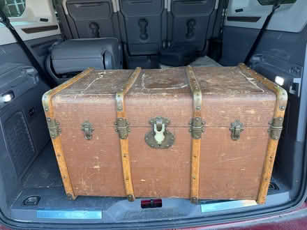 Photo of free Old wooden trunk (Cumnor OX2) #1