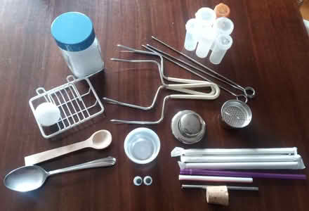 Photo of free a miscellany of small kitchen stuff (Britannia) #1