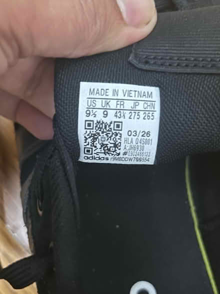 Photo of free 9.5 Men’s Adidas Sneakers (Corn of Qns. Blvd. and 83rd Av) #3