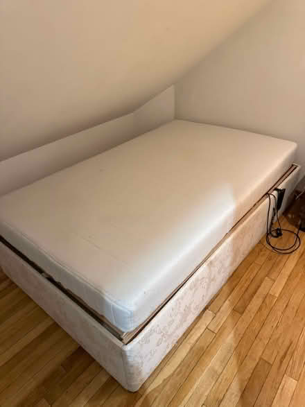 Photo of free Electric bed base -working (Nottinghill W10) #3