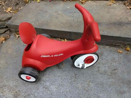 Photo of free Radio Flyer Kids' Scoot 2 Pedals (Adams, MA) #4