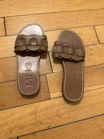 Photo of free Ladies sandal (Raynes park SW20) #1