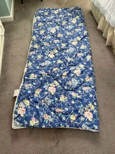 Photo of free Sleeping bag (Denvilles PO9) #1