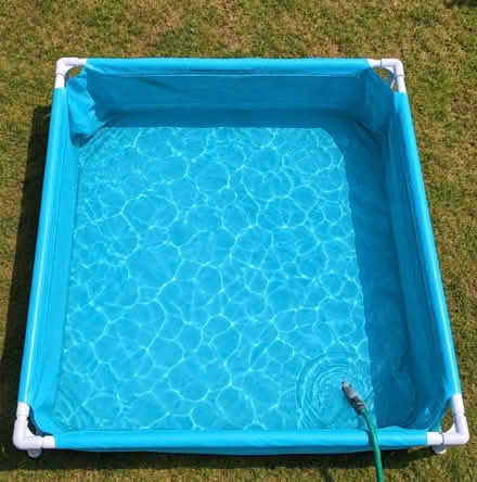 Photo of free Small paddling pool (Raynes Park SW20) #2