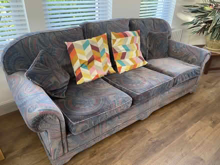 Photo of free lovely 3 piece suite (Elgin, Moray. IV30) #1