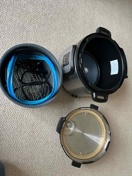 Photo of free Instant pot duo 60 (Shortlands, BR2) #3