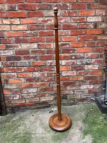 Photo of free Old lamp stand (Spilsby PE23) #1