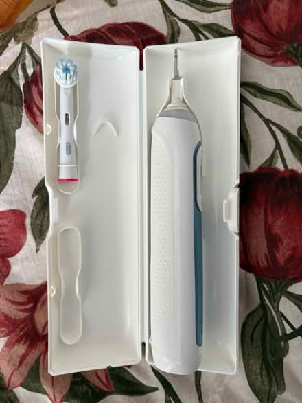 Photo of free Oral-B travel case (Kidbrooke SE3) #3