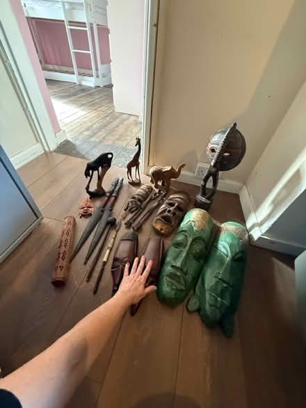 Photo of free Collection of wooden carved pieces (Carshalton SM5) #2