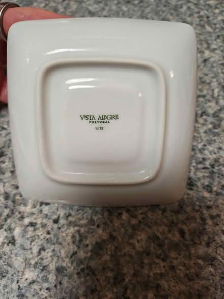 Photo of free Chipped Vista Alegre porcelain tray (Hamilton Heights) #2