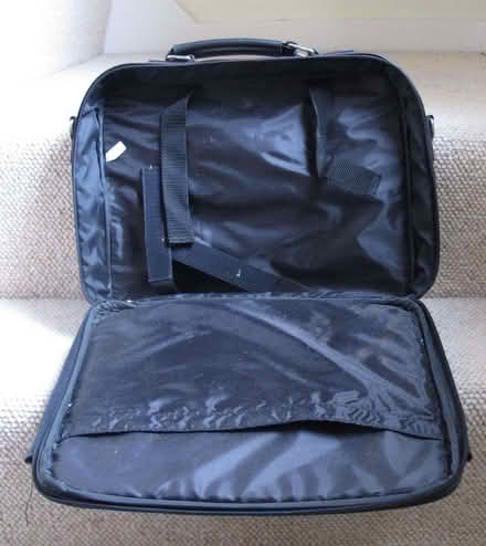 Photo of free Laptop case (Kendal LA9) #2