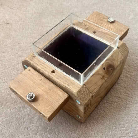 Photo of free Photographis stand for nature specimens (Maida Vale W9) #2