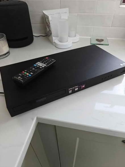 Photo of free LG 4k DVD player (Brighton BN1) #1