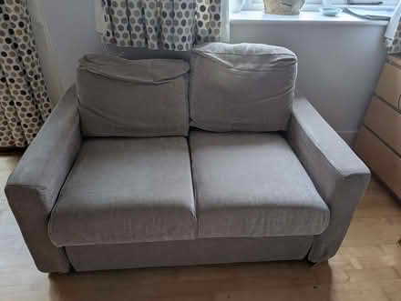 Photo of free Tiny sofa (Headington OX3) #1