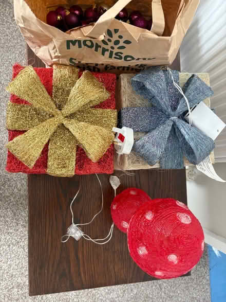 Photo of free Christmas Decorations (Harpur Hill SK17) #2