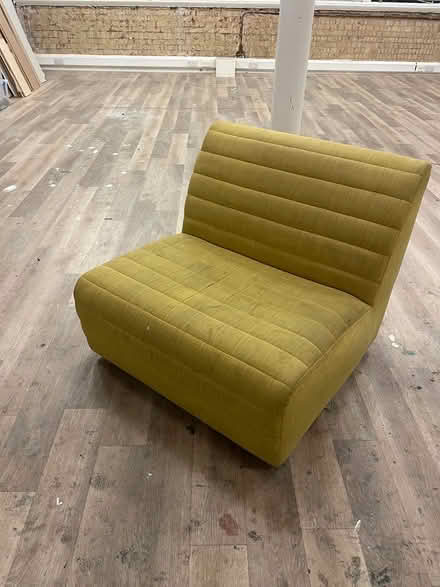 Photo of free Comfy studio chair (Holborn) #2