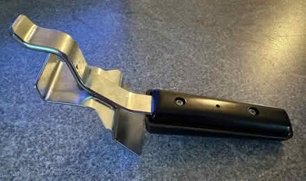 Photo of free Oven tray lifter (Woodford IG8) #1