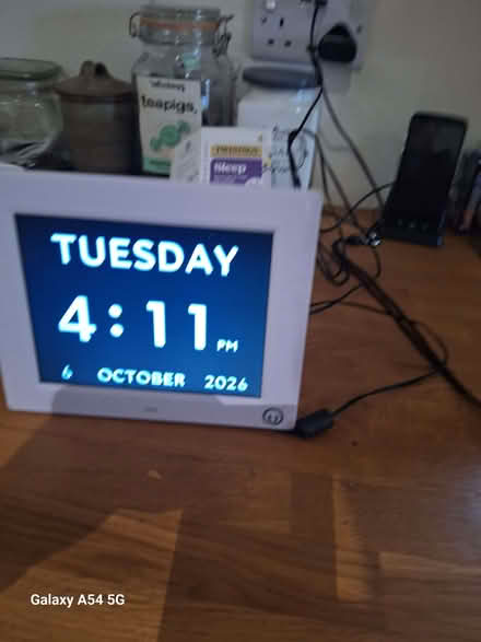 Photo of free Large face digital clock (Hyde GL6) #1