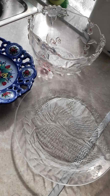 Photo of free Decorative glass and ceramic ware (St. Albans) #1