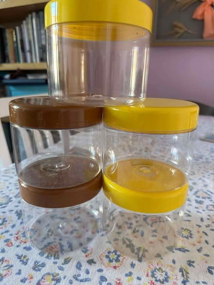 Photo of free 5 Clean Plastic Screw Top Jars with Lids (South Cliff YO11) #1