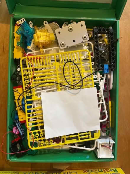 Photo of free Electronics kits for kids 8+ (Bloxham OX15) #3