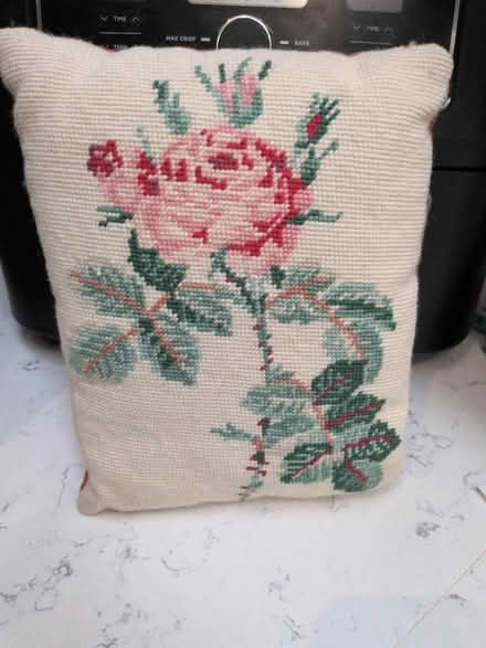 Photo of free Floral cushion (Harborne B17) #1