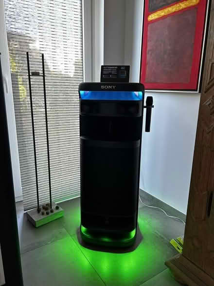 Photo of free Speaker (Tyburnia, Londres W2 2HH) #1