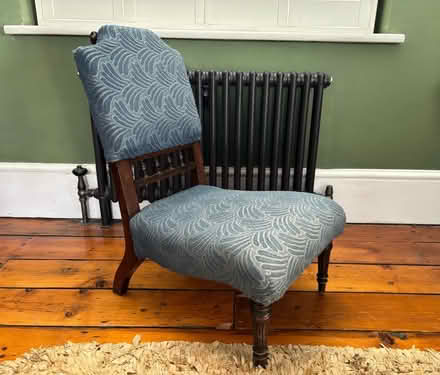 Photo of free Victorian antique slipper chair (Canonbury N1) #1