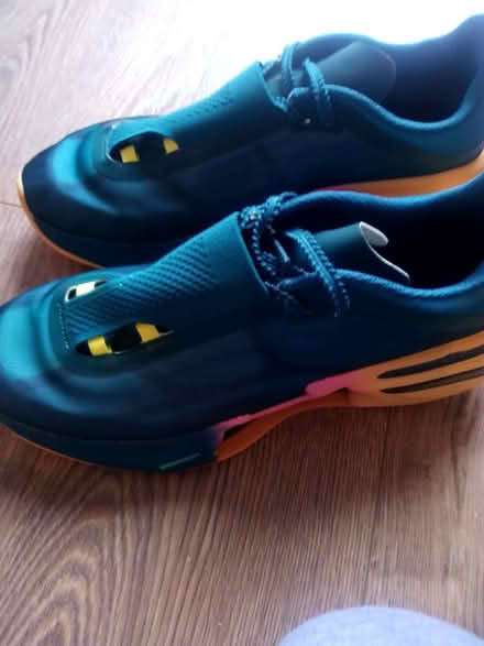 Photo of free Men's trainers size 9 (Ashhill walk Bd47jf) #1