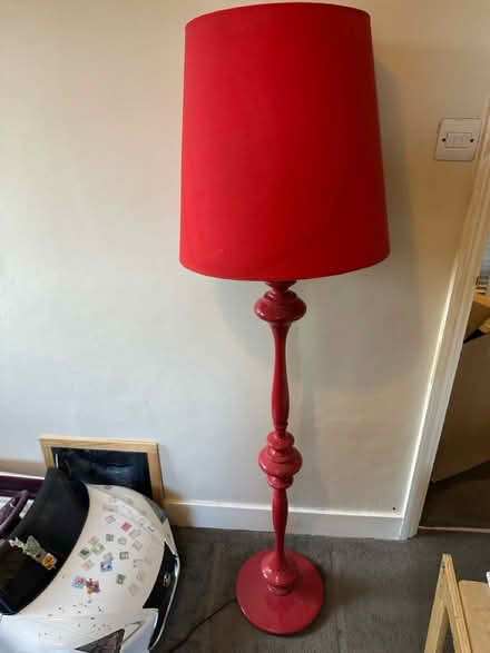 Photo of free Standalone Lamp (Croydon CR2) #1