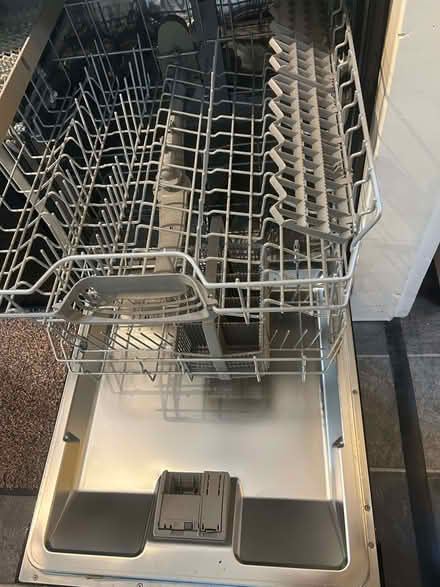 Photo of free Bosch dishwasher (Llowes HR3) #2