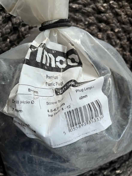 Photo of free Big bag of rawl plugs (Kennington, Oxford, OX1) #2