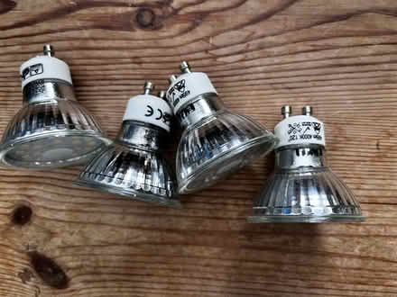 Photo of free GU 10 lightbulbs LED (Meadowhead S8) #1