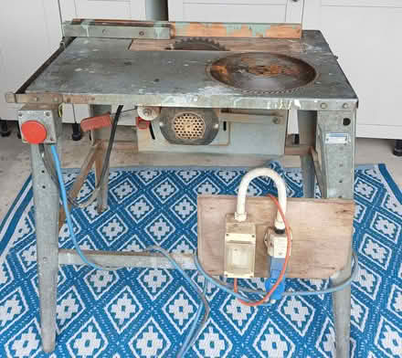 Photo of free Electric table saw (Hollingworth SK14) #1