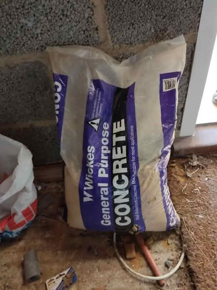 Photo of free Unused bag of concrete mix (Windlesham GU20) #1