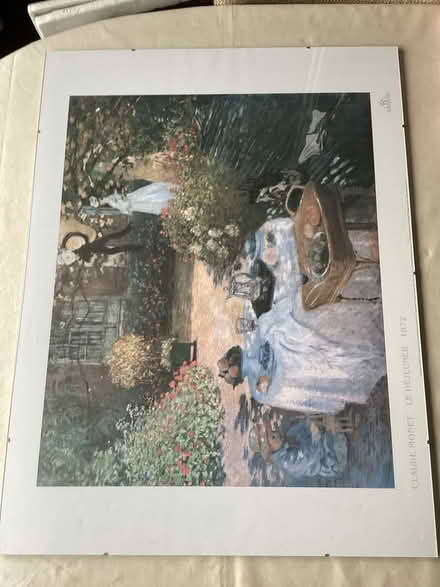 Photo of free Clip poster frame & print (Beaconsfield HP9) #1