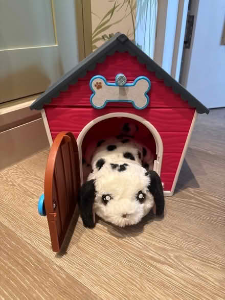 Photo of free Toy kennel and dog (Pangbourne RG8) #1