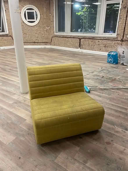 Photo of free Comfy studio chair (Holborn) #3