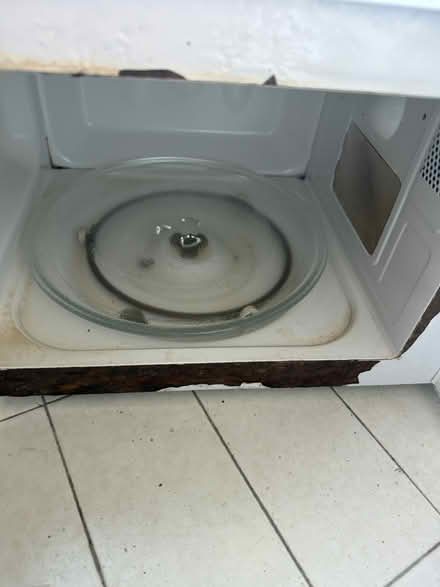 Photo of free Microwave (Deansgrange Co Dublin) #2