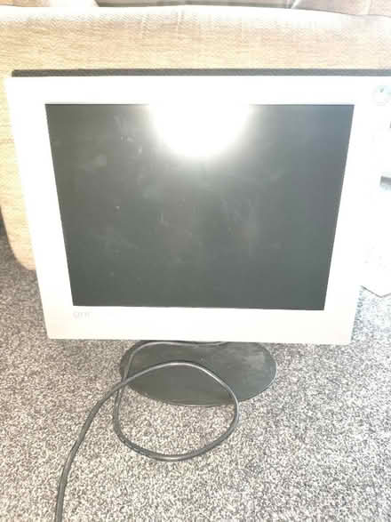 Photo of free GNR F153 15-Inch Monitor (Nether Kellet LA6) #3