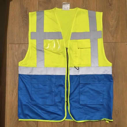 Photo of free XL High-Vis Safety Vest (Yellow & Blue) (Park Gate SO31) #1