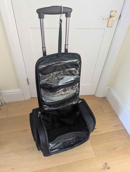 Photo of free Vanity/makeup trolley bag (Battle RG30) #1